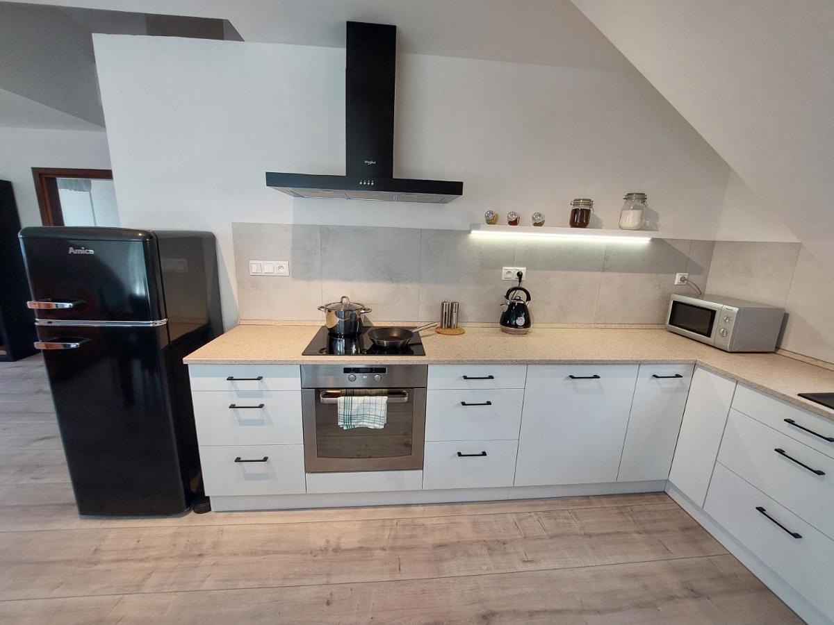 Utulny Apartman V Bratislava 4 외부 사진