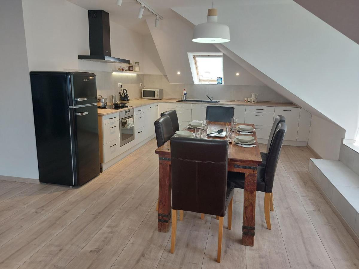 Utulny Apartman V Bratislava 4 외부 사진