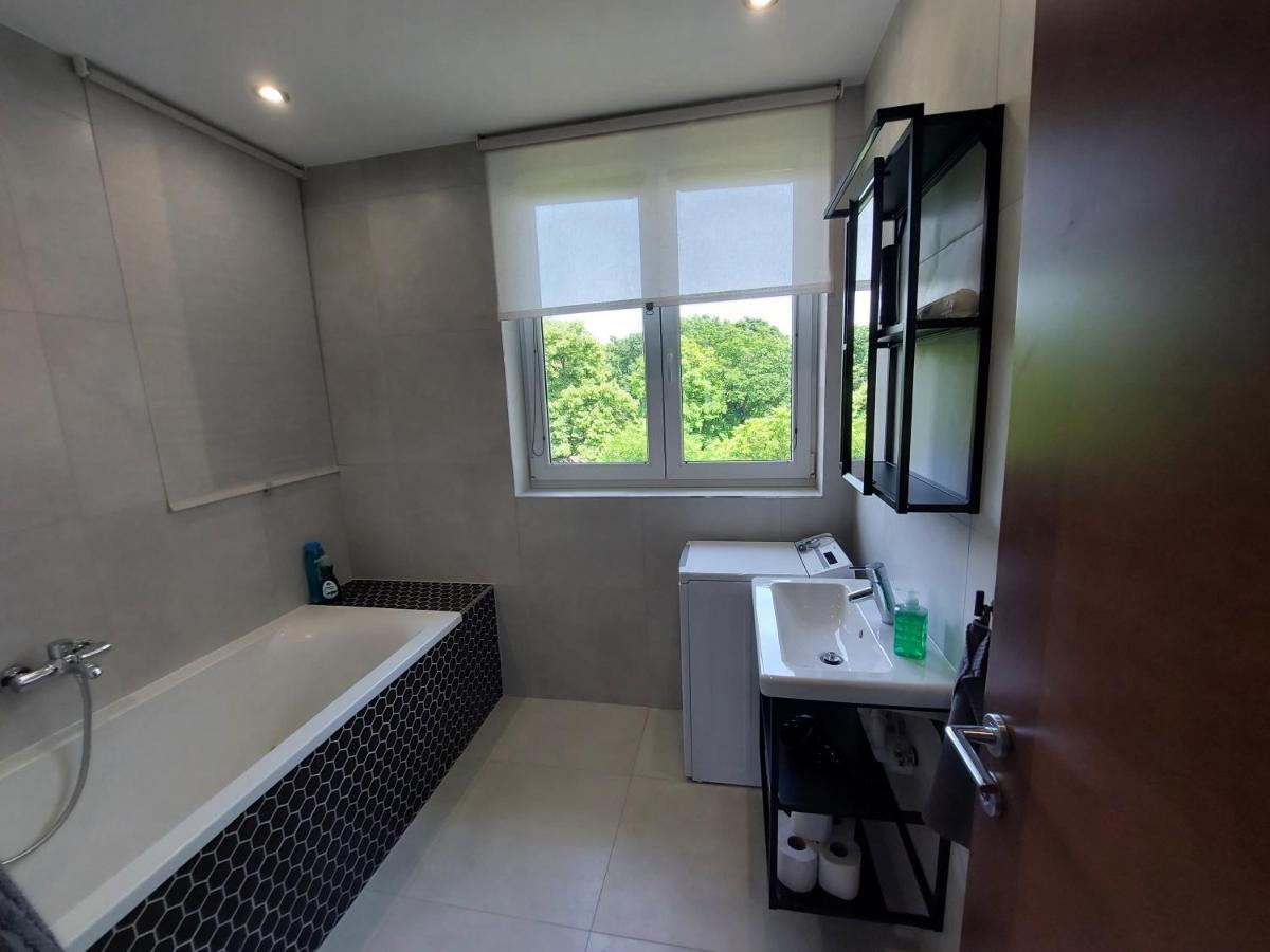 Utulny Apartman V Bratislava 4 외부 사진