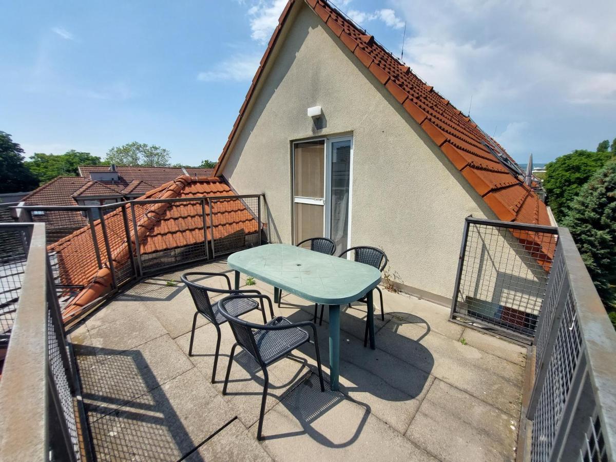 Utulny Apartman V Bratislava 4 외부 사진