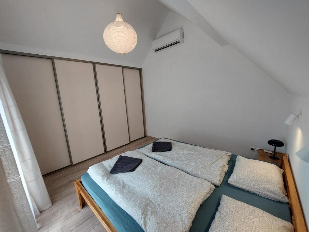 Utulny Apartman V Bratislava 4 외부 사진