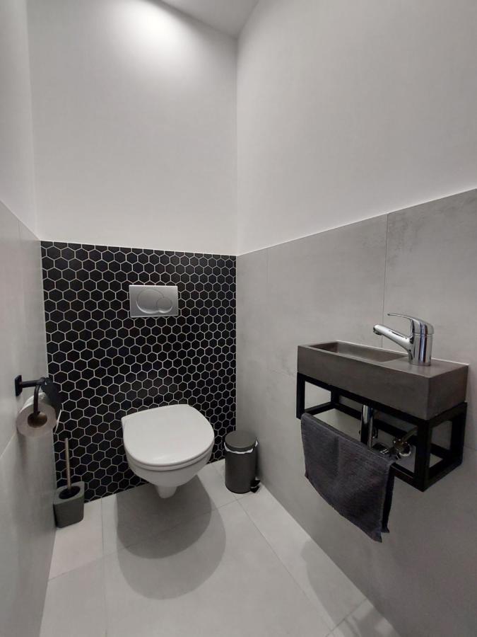 Utulny Apartman V Bratislava 4 외부 사진