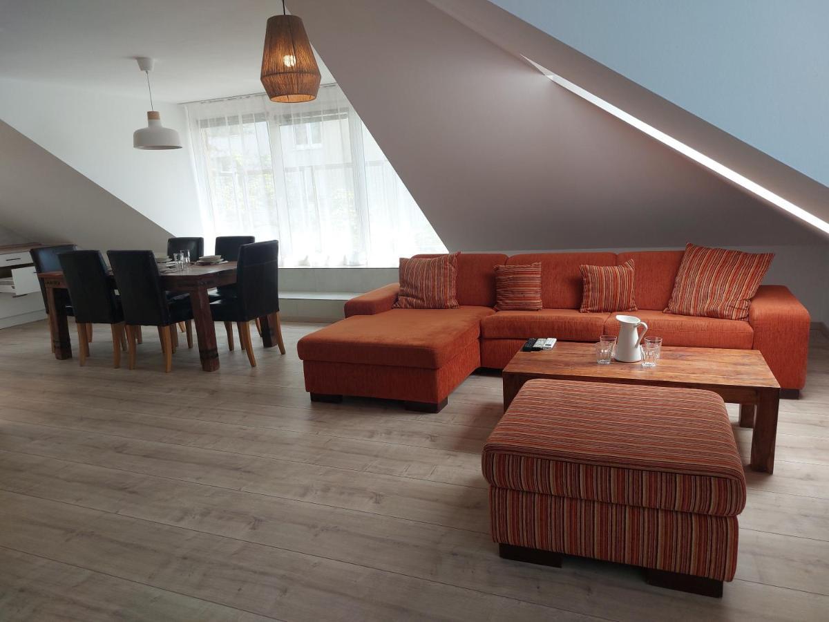 Utulny Apartman V Bratislava 4 외부 사진